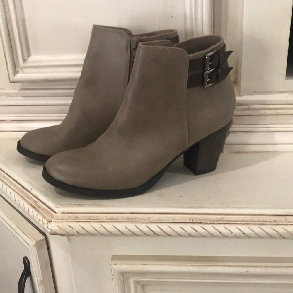 Taupe/ brown booties